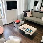 Sada Gallery Ii Апартаменти